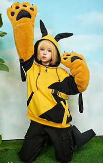 PM Derivative Pullover Hoodie with Detachable Bag Design Furry Paw Gloves Yellow Black Drawstrings Hooded Sweatshirt